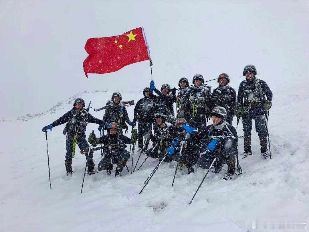 “藏地雄鹰”——次罗布六十余次征战生死巡逻路，数十次角逐比武场，三次参加“厄尔布