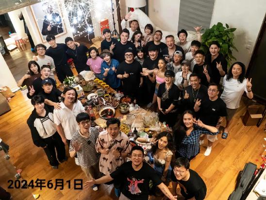 玄学这东西不服不行，不信你就看看刘欢，谁能料到他学员群里的一句话，竟然一语成谶了