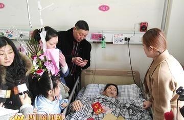 2008年，山东男子史业宽带着家里的六十万现金离家出走，妻子气得大骂：“没良心的