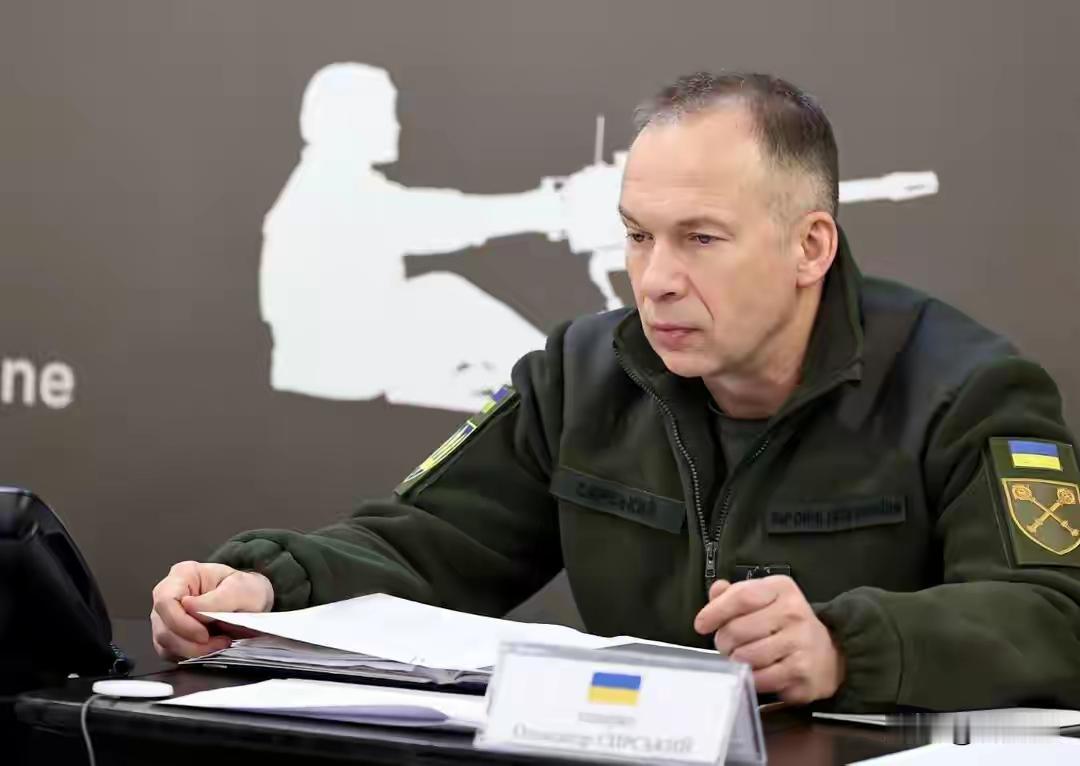 近日，西尔斯基说在俄乌1200公里的战线上，几乎都是乌军在主动进攻，乌军无人机在