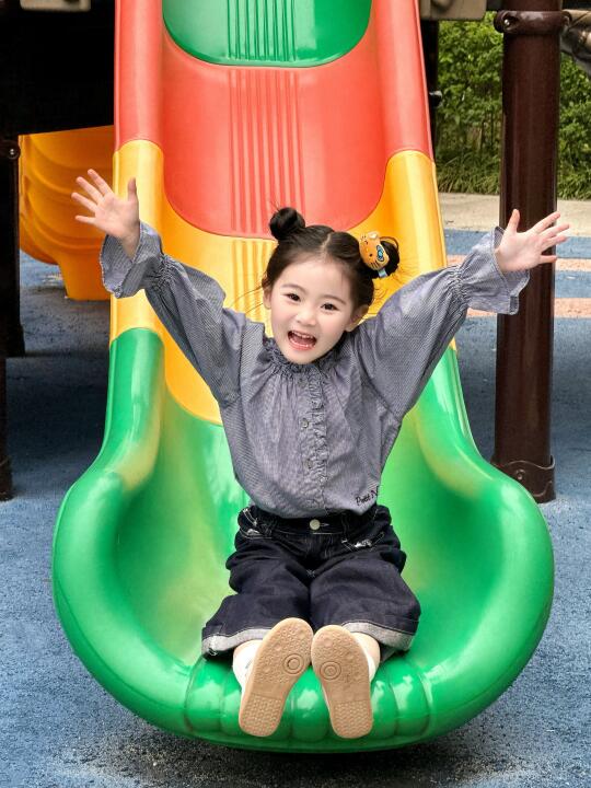 游乐园拍照太快乐啦～