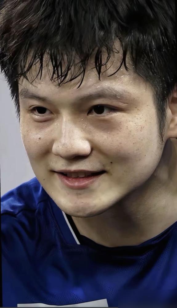 波尔官宣退役，放下球拍竟是为了专心照顾樊振东？这兄弟情谊你细品。
 
你以为是客