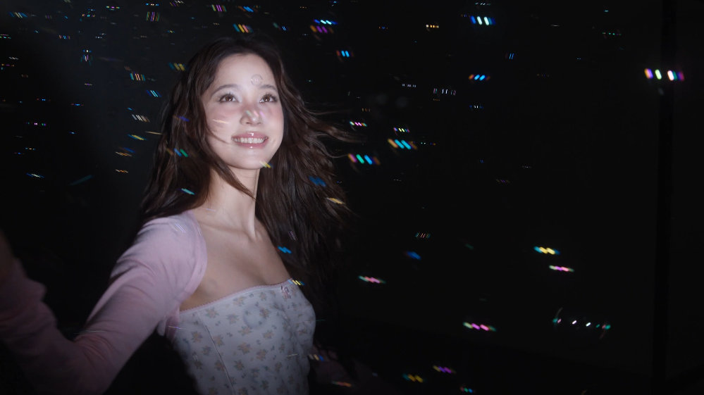 欧阳娜娜审美缪斯 透过欧阳娜娜的眼睛去看这些出行设计，复古像素的童趣和柔和的线条