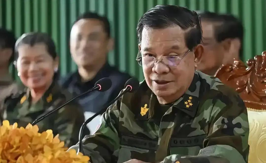 果不其然。
边境火药味一起来，评论区就有人拍手叫好。真让人痛快的不是地缘站队，而