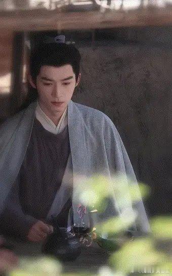 王星越的定风波杀青了，咱就是说大家感觉对他这一次的扮相和故事情节还会期待吗？感觉