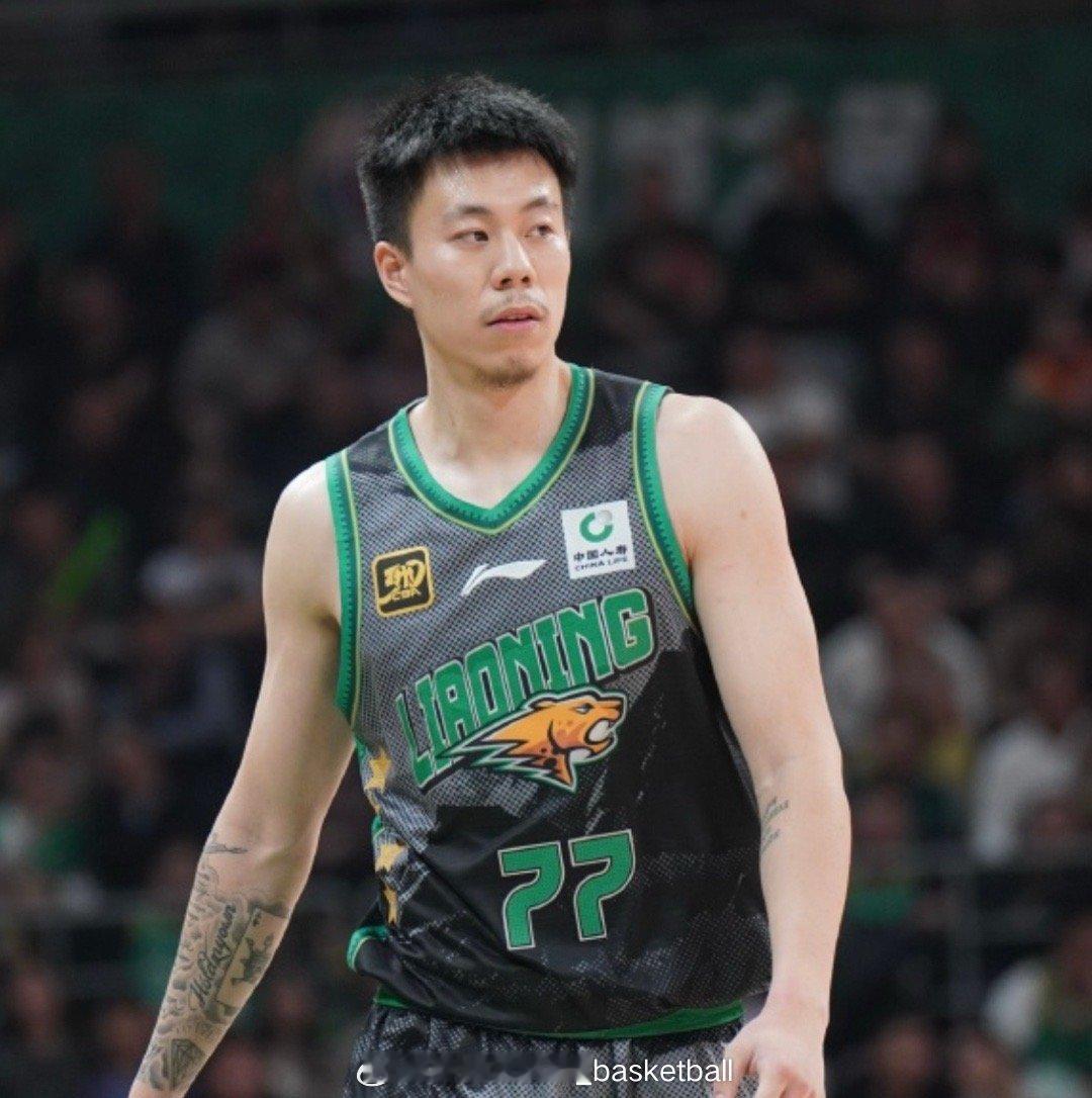 这真不是愚人节新闻，广东宏远提出交易方案想得到辽宁男篮锋线张镇麟，你没听错，想要