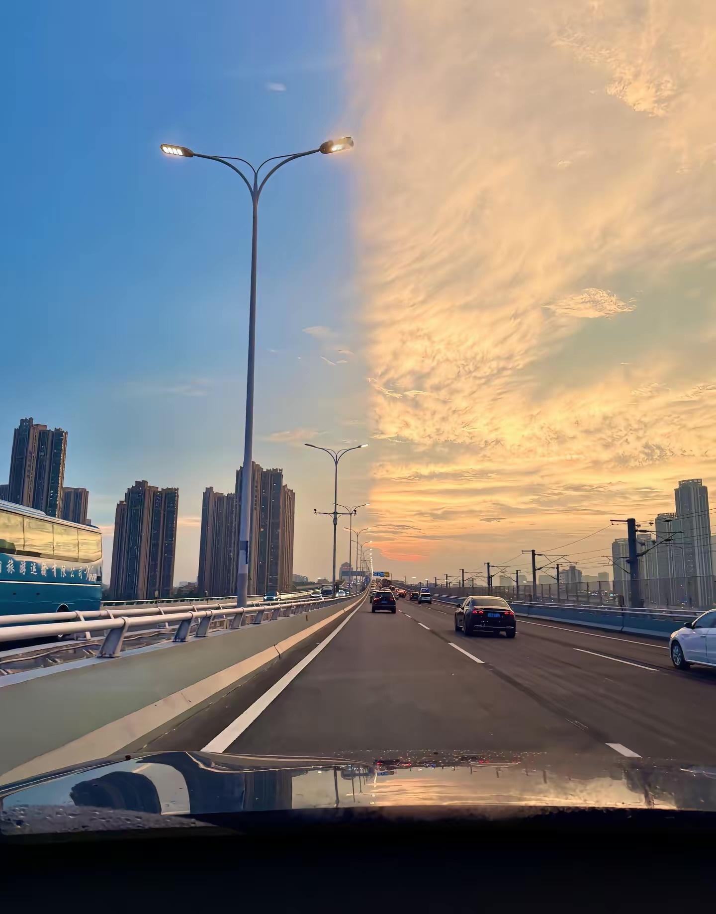 少与人纠缠，多看看大自然 