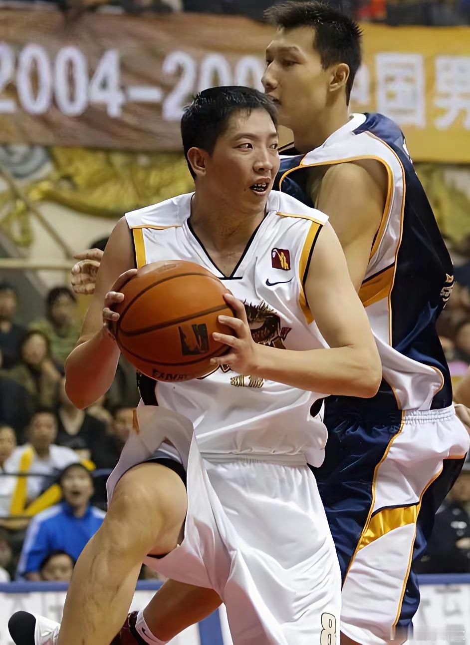 中国各个省市最强男篮国家队级别球员上海市——姚    明(中锋)北京市——王治郅