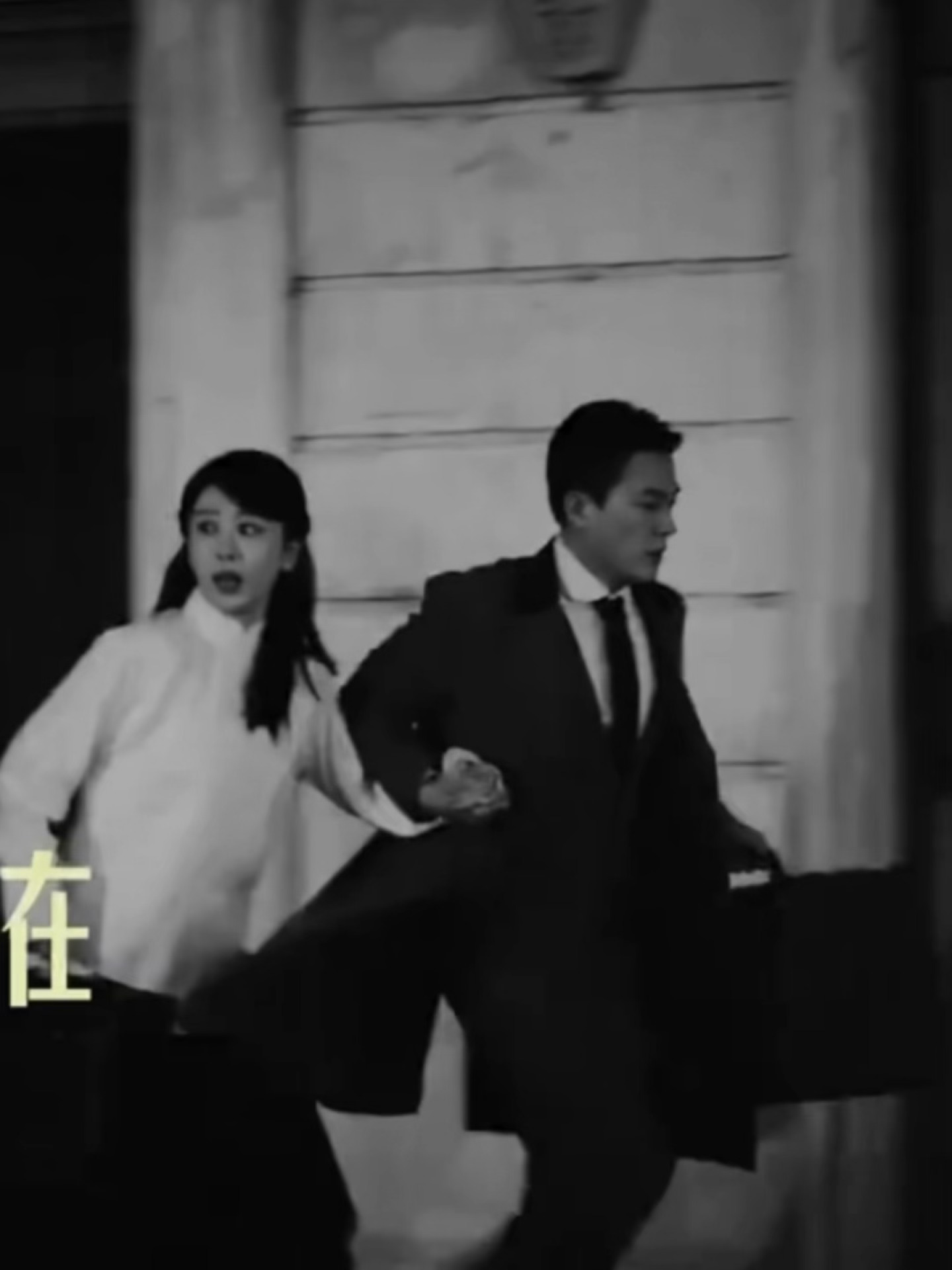 🌹，送给玉兰花开君再来