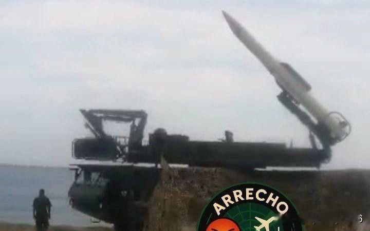 🚨 🇻🇪 🇺🇲委内瑞拉已部署俄制防空系统，以应对美国的空中威胁。