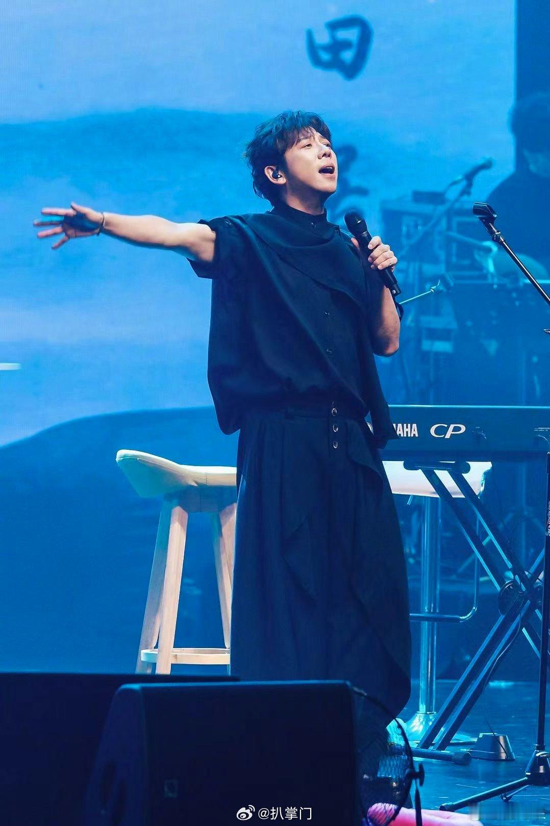 胡海泉最美的含金量还在上升 年末炸场预备役已出列！胡海泉官宣加盟城市音乐会北京站