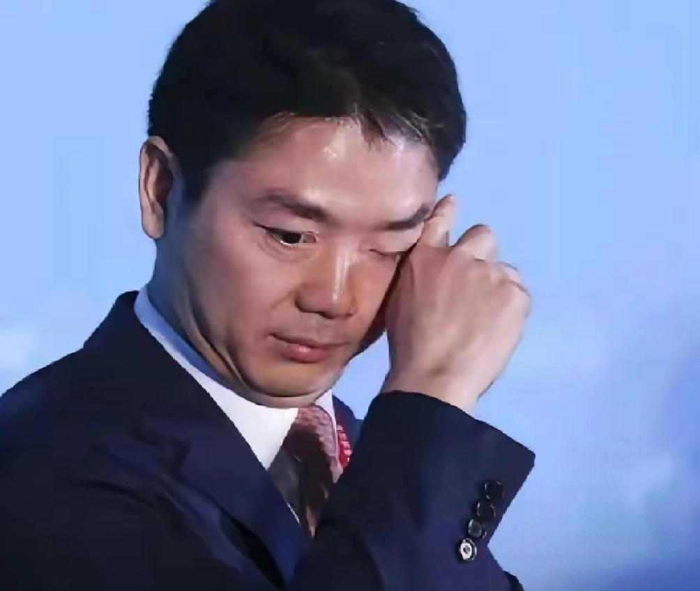 一夜被偷走了3个亿！
​欧洲0元购升级了，
​直接从仓库搬东西了！
​京东巴黎仓