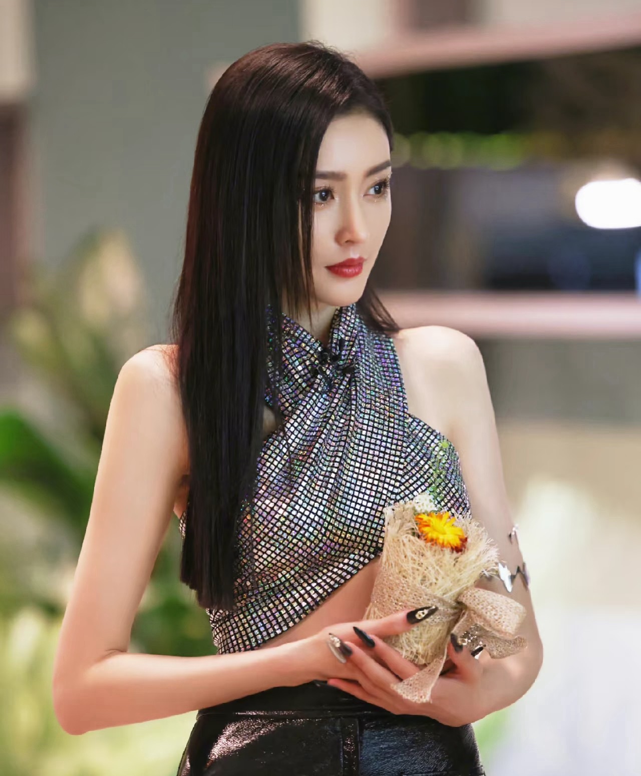 张天爱变样了张天爱和之前参加浪姐时不一样了🤔，姐姐好像胖了点，不过身体健康才是