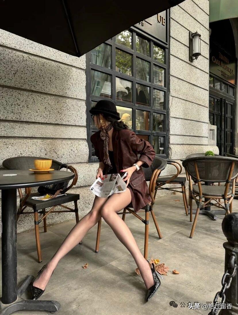 优雅下午茶时光，复古风穿搭，享受宁静的午后。如何穿出高级优雅感?