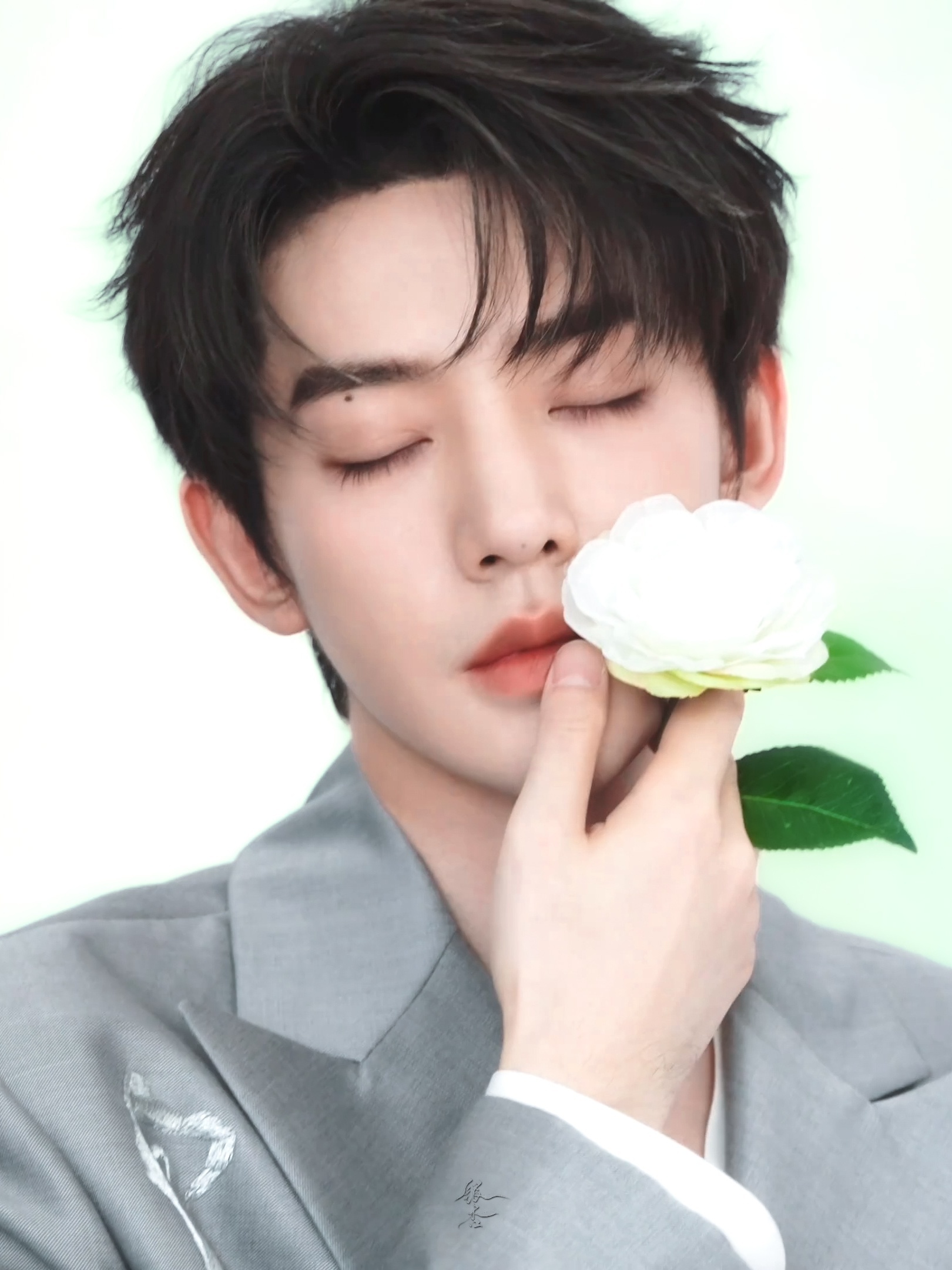 于适邓为刘雨昕王星越和你以诗相约 ·北京丁香诗会见风见草见众生，可我最想见的只有