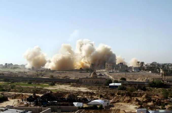 后怕，刚和一位在智库的老同学吃饭，他私下告诉我：中国这回从中东战争里扒出的核心教