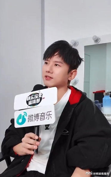 张杰鸟巢歌单一直在going周更歌单太圈粉，避开过往巡演重合曲目，专属场次限定演