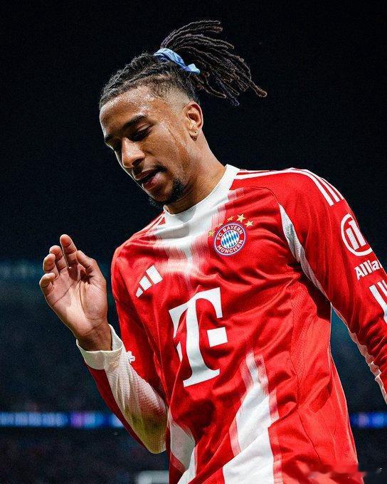 本赛季欧洲五大联赛中，仅有一名球员达成“20球+20助”的超级数据。据统计，迈克