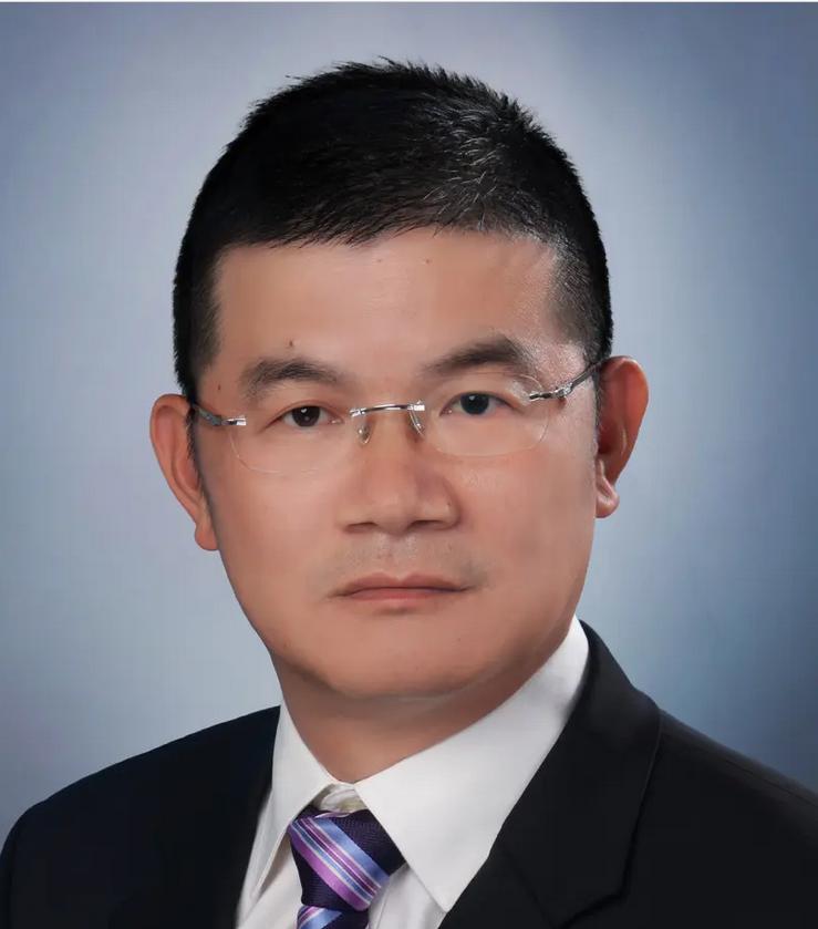 【陶海龙履新：接任上汽大众总经理 加快品牌新能源转型升级】7月18日，上汽集团宣