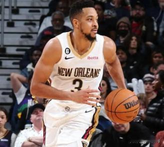 北京时间1月11日9:30，NBA常规赛勇士队主场迎战鹈鹕队，目前勇士的战绩是1