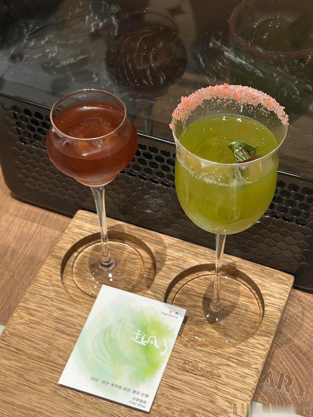 是大口吃饭的快乐✨ 