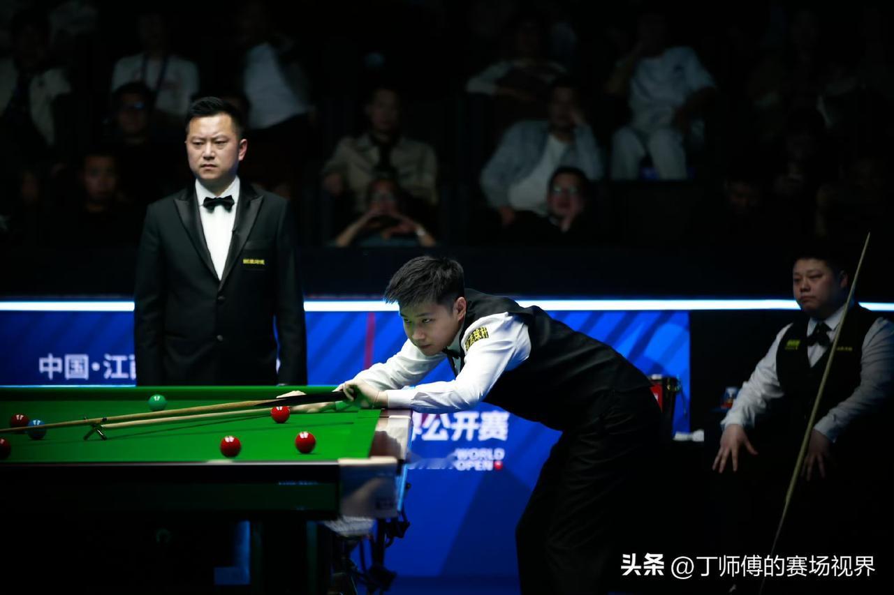 赵心童击败韩富源赛后谈到了成为世界冠军后的感受，并再次感谢了奥沙利文！

赵心童