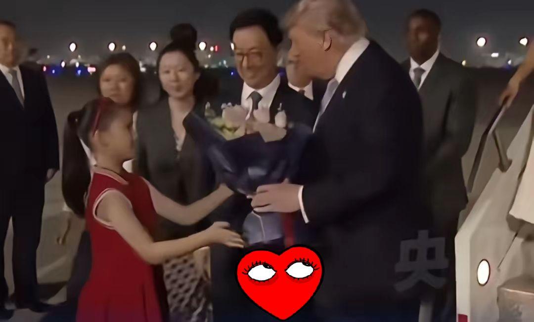 在今晚的迎接仪式中
最令我感动的不是整齐划一的仪仗队
也不是现场热情的欢迎人群，