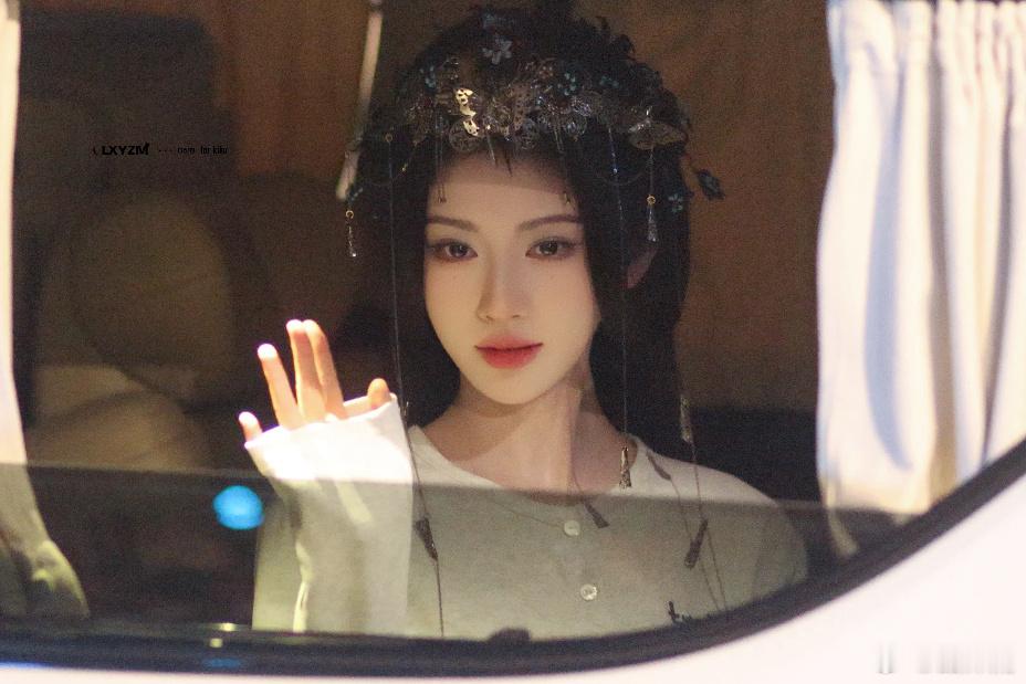 鞠婧祎鞠婧祎苏绿夏鞠婧祎万花世界 ᨳ⁺˳⋆. 放根逗猫棒在这 愿者上钩𐃆 ·̩