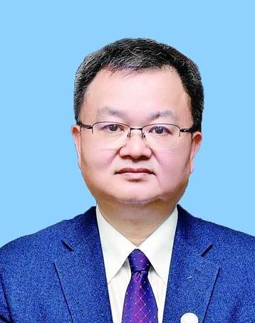 张平文这一波操作实在六
把学生推到对立面了！


学生想讨要说法，
还没讨到
校