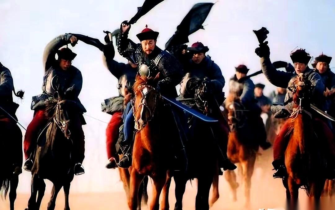 二十万大军啊，浩浩荡荡，去打几万人。
结果呢？被人家打得稀里哗啦，连滚带爬地往回