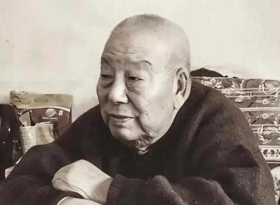 1951年5月，李奇微为了切断志愿军后路，派出了精锐——187空降团，在志愿军后