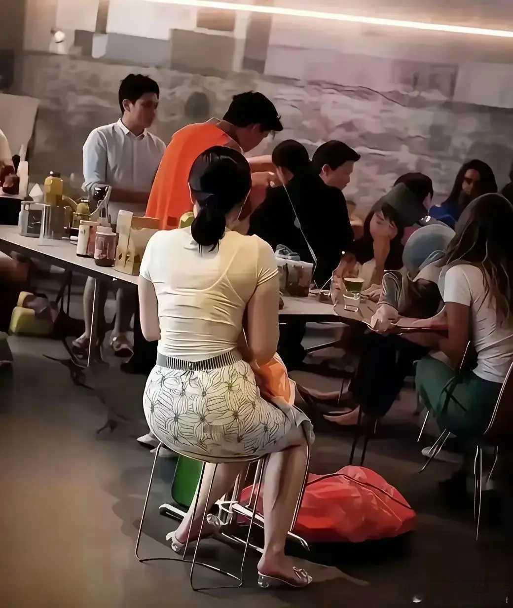 农村的七大姑八大姨