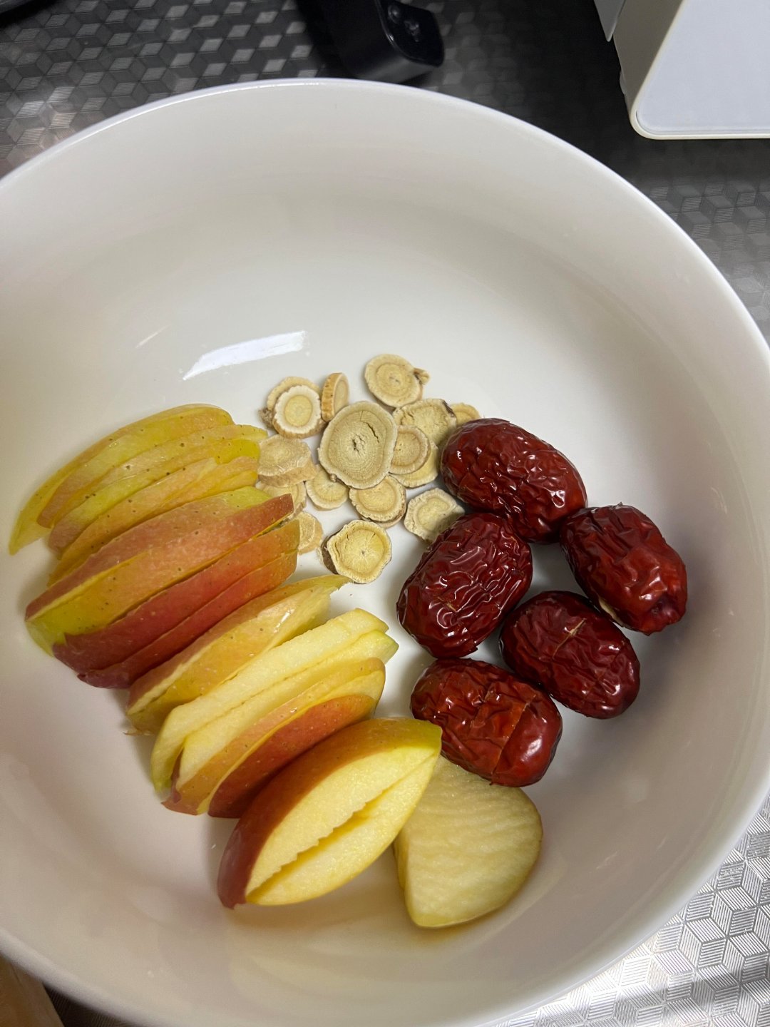 多喝苹果黄芪水真的有用！ ​​​