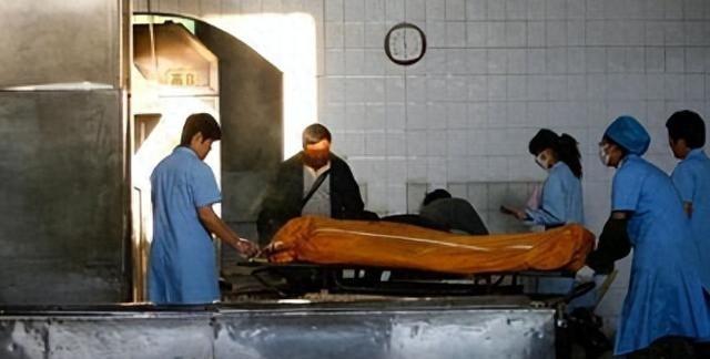 中国将迎来前所未有的死亡高峰，专家得出答案：是这些因素导致的。

国家统计局公布