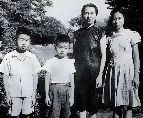 45岁富家女潜伏台湾，刑场身中七弹高呼万岁，骨灰漂泊61年才回家
 
短短几十秒