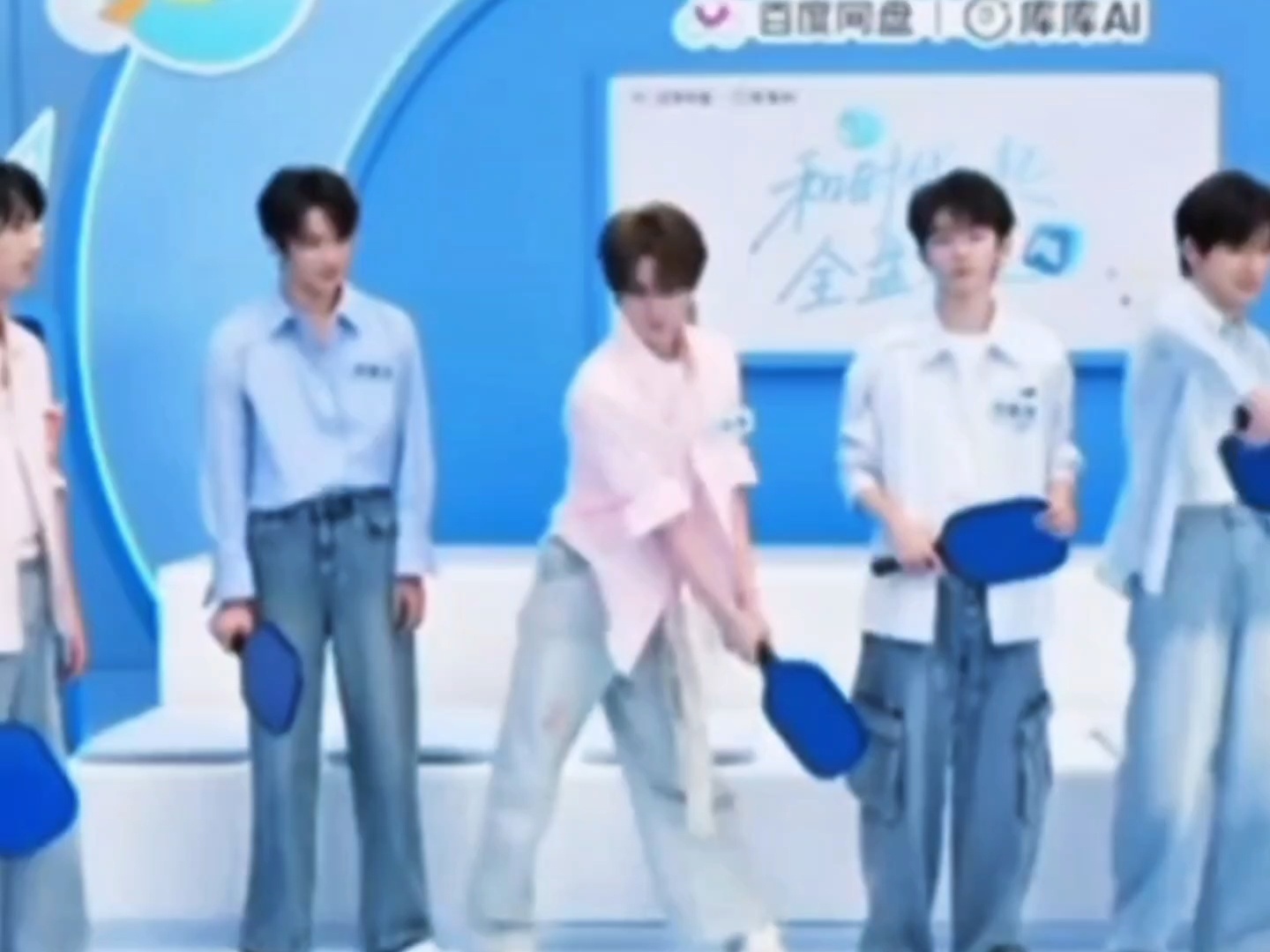 年国第一翘屁☝🏻 ​​​