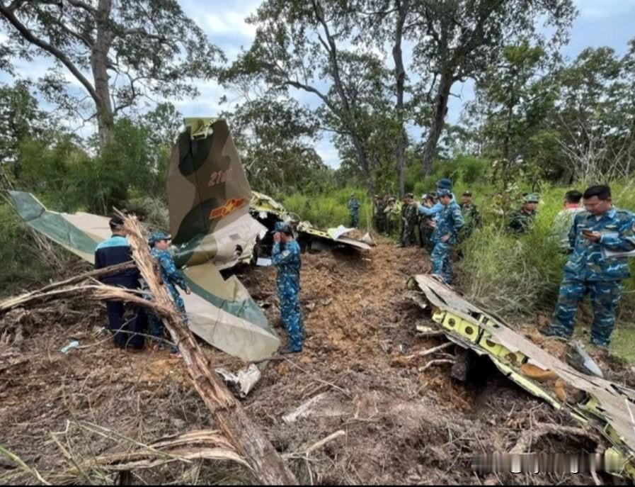 🇻🇳1月28日，一架越南雅克-130战斗教练机在多乐省山区坠毁。

飞行员安