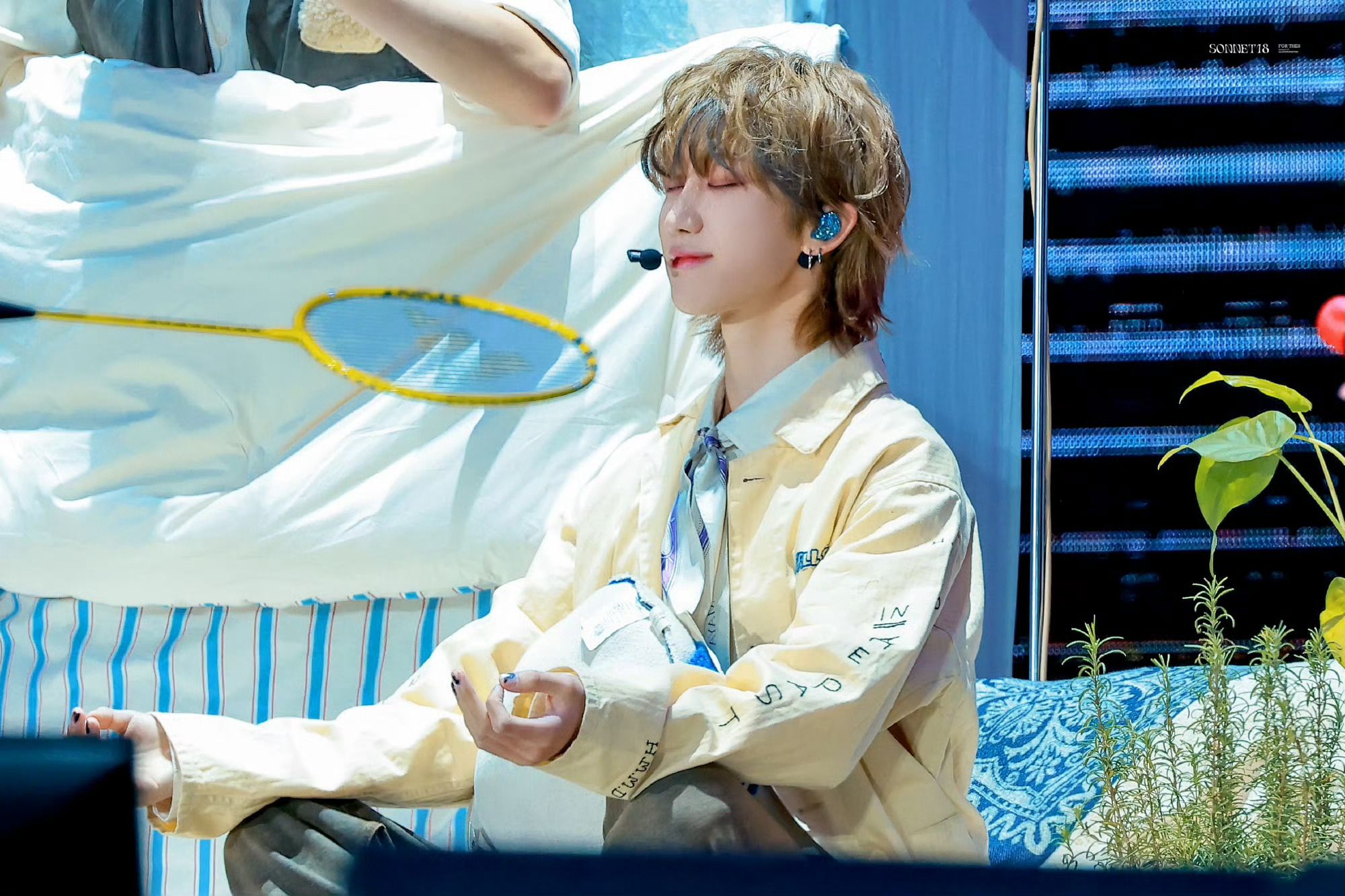 小卷毛徐明浩[打call]  有小王子🤴🏻那味了有没有！！！ ​​​