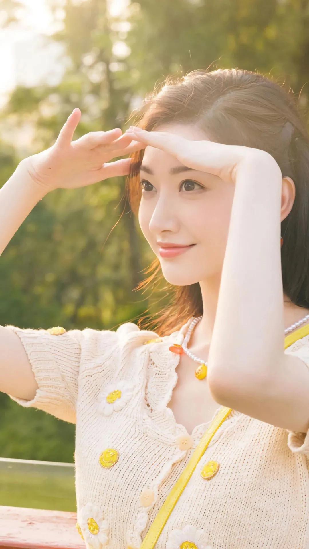 景甜夏日朦胧美感，宝藏女孩安利@景甜  