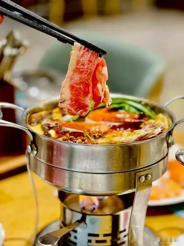 人生路漫漫，火锅常相伴：艾美酒店自助暖心冬季小火锅来啦

从古到今，火锅总能诱惑