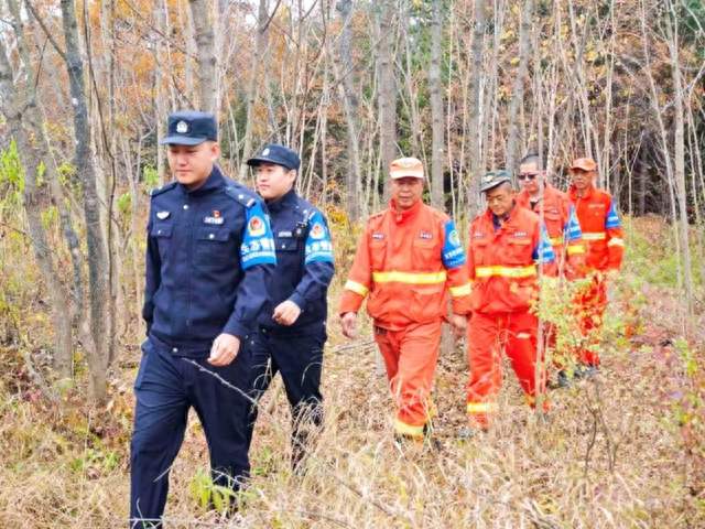 黑龙江省林区公安局东方红分局东林派出所做实林区巡护宣传 警民共筑安全防线