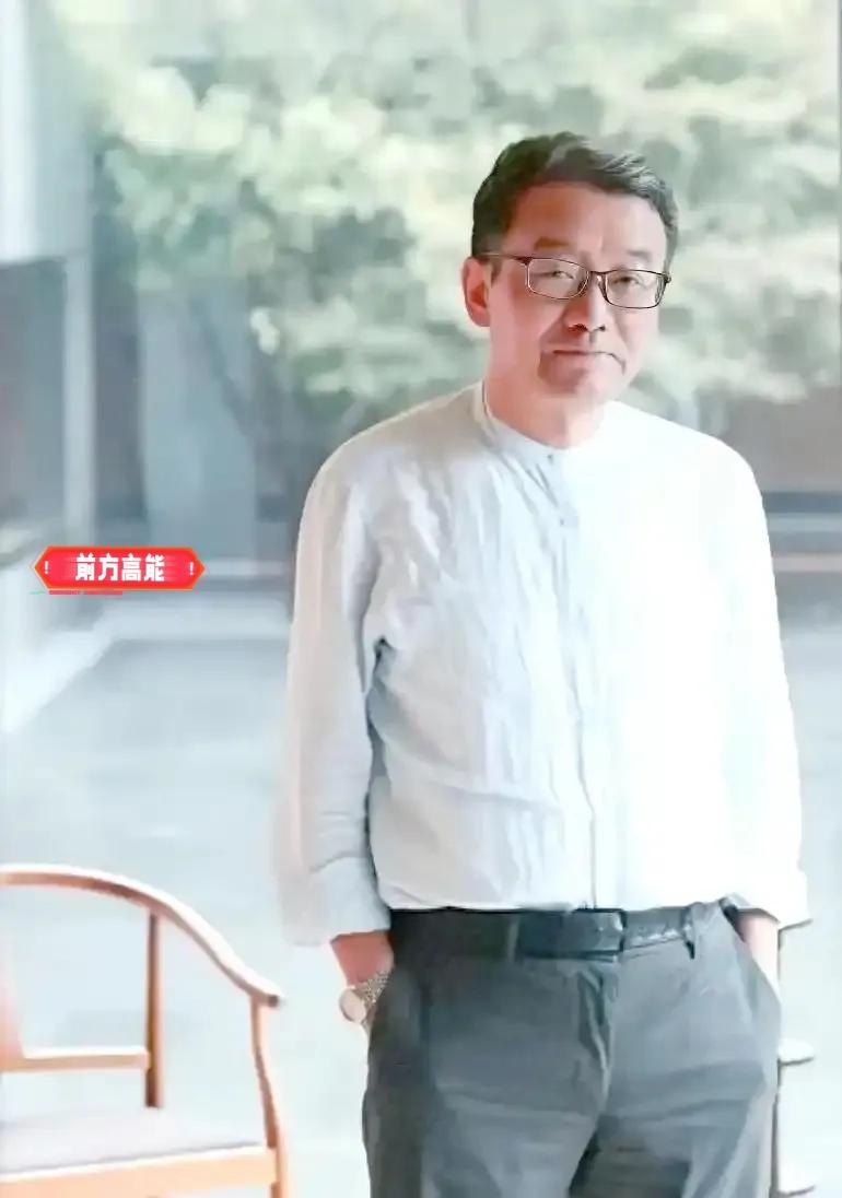 泪目！复旦王德峰教授用半生体悟，道破人生真相。
 
苦研哲学与佛学数十年，他却在