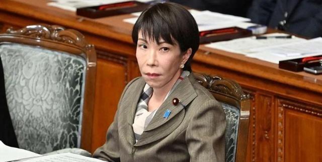 整整八千多家日本企业，这回是真的急眼了，集体向中国递交了请愿书！高市早苗惹出的大