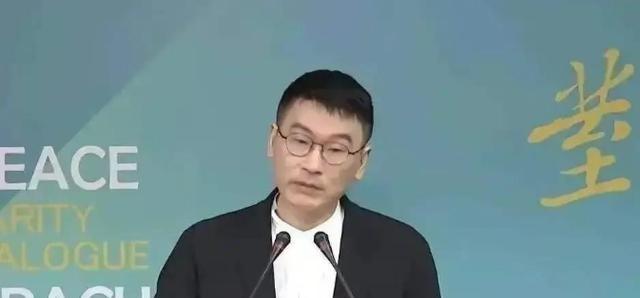 台湾“陆委会发言人梁文杰曾嘲讽：“大陆说统一后要帮台湾建环台高铁和高速公路，其实