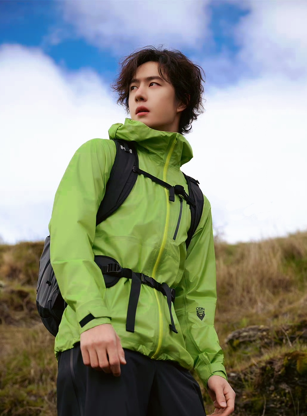 帅得有点太超过啦！！！