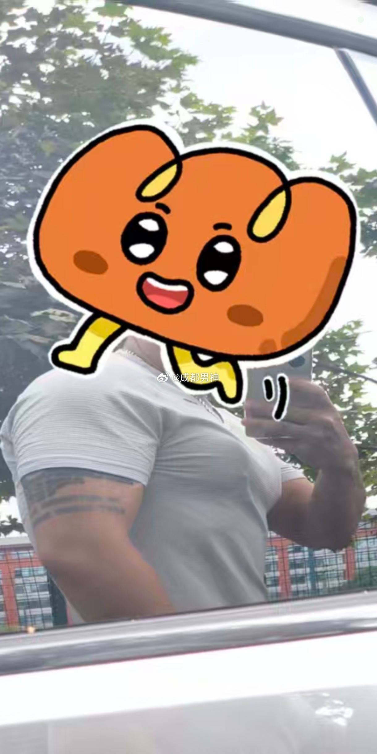 你看看人家地震在干嘛 
