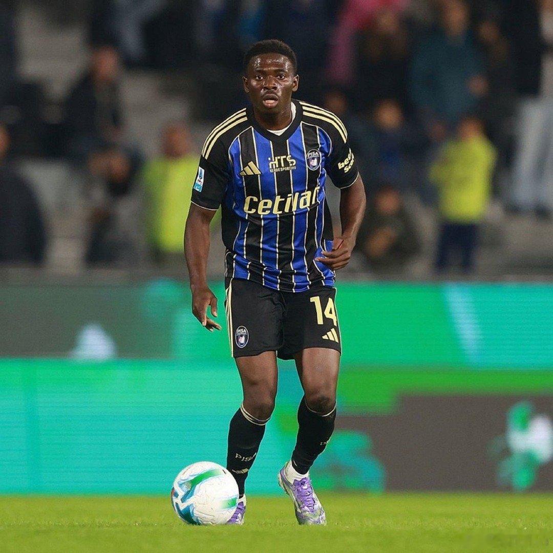 都灵体育报：姆希塔良可能会在本赛季末离开国米 替代人选名单上的首选是阿金桑米罗 