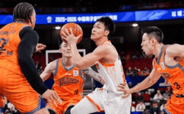 庞峥麟今晚仅5分&CBA生涯首次得分未上双，此前最低为14分