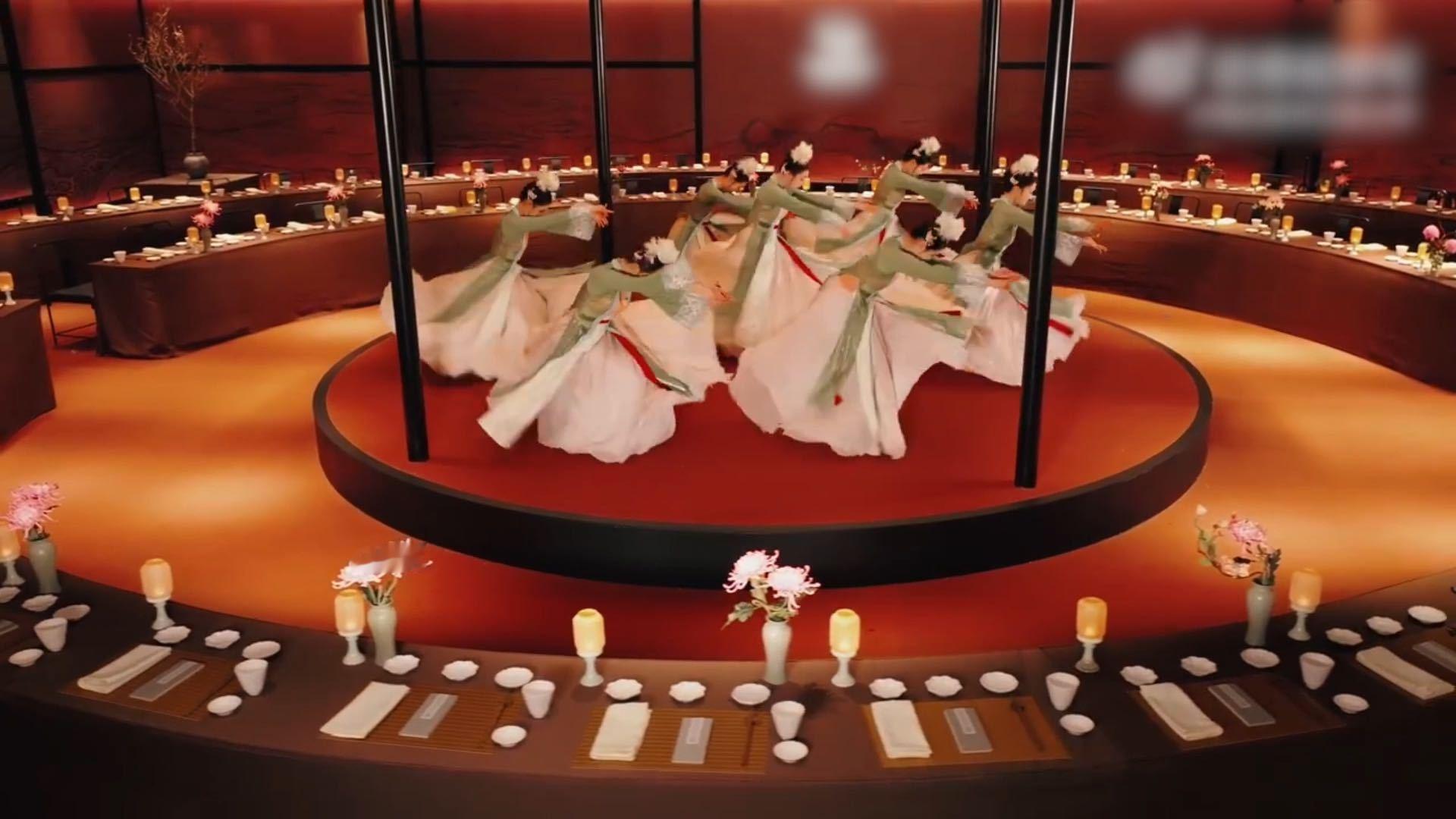 泉州文旅在吃这块赢麻了 泉州太会了！宋代画中宴邂逅谢霆锋荣叔，风雅与排面双在线，