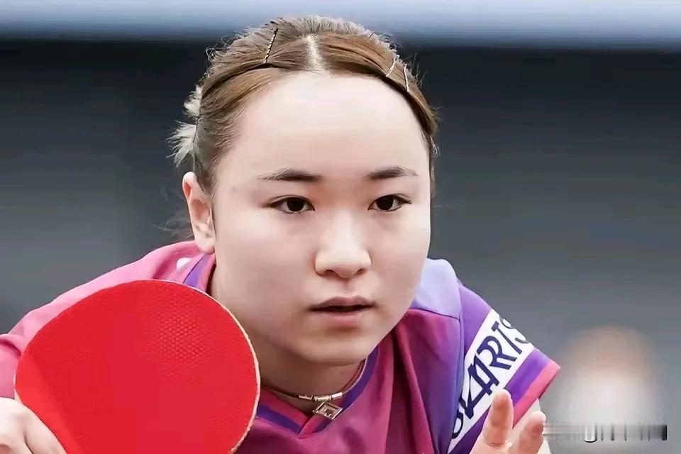 伊藤美诚:
早田，美和你们几个过来咱们说点事。
早田希娜:
充什么大尾巴狼啊！你